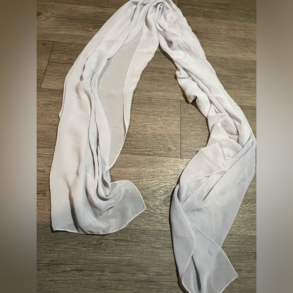 Light Gray women’s scarf